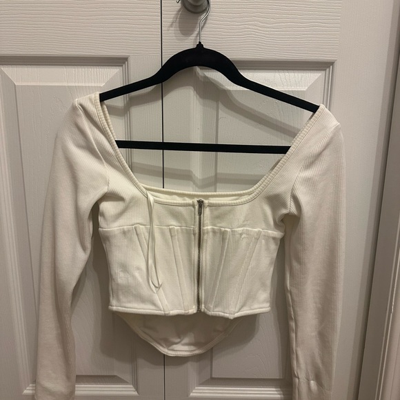 Atoir Alpha Crop Top in White - Picture 7 of 7